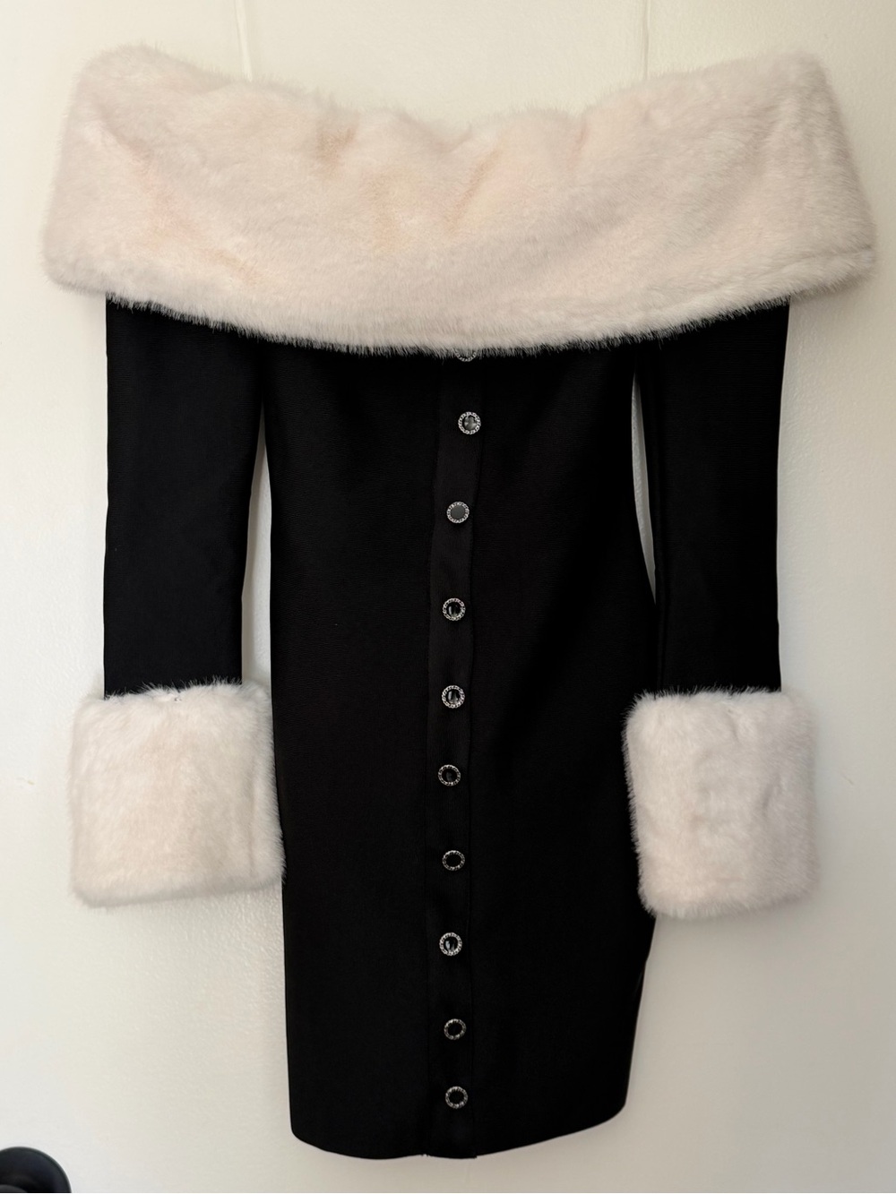 NWT* XS Fashion Nova Black Faux Fur Trim Off Shoulder Mini Dress